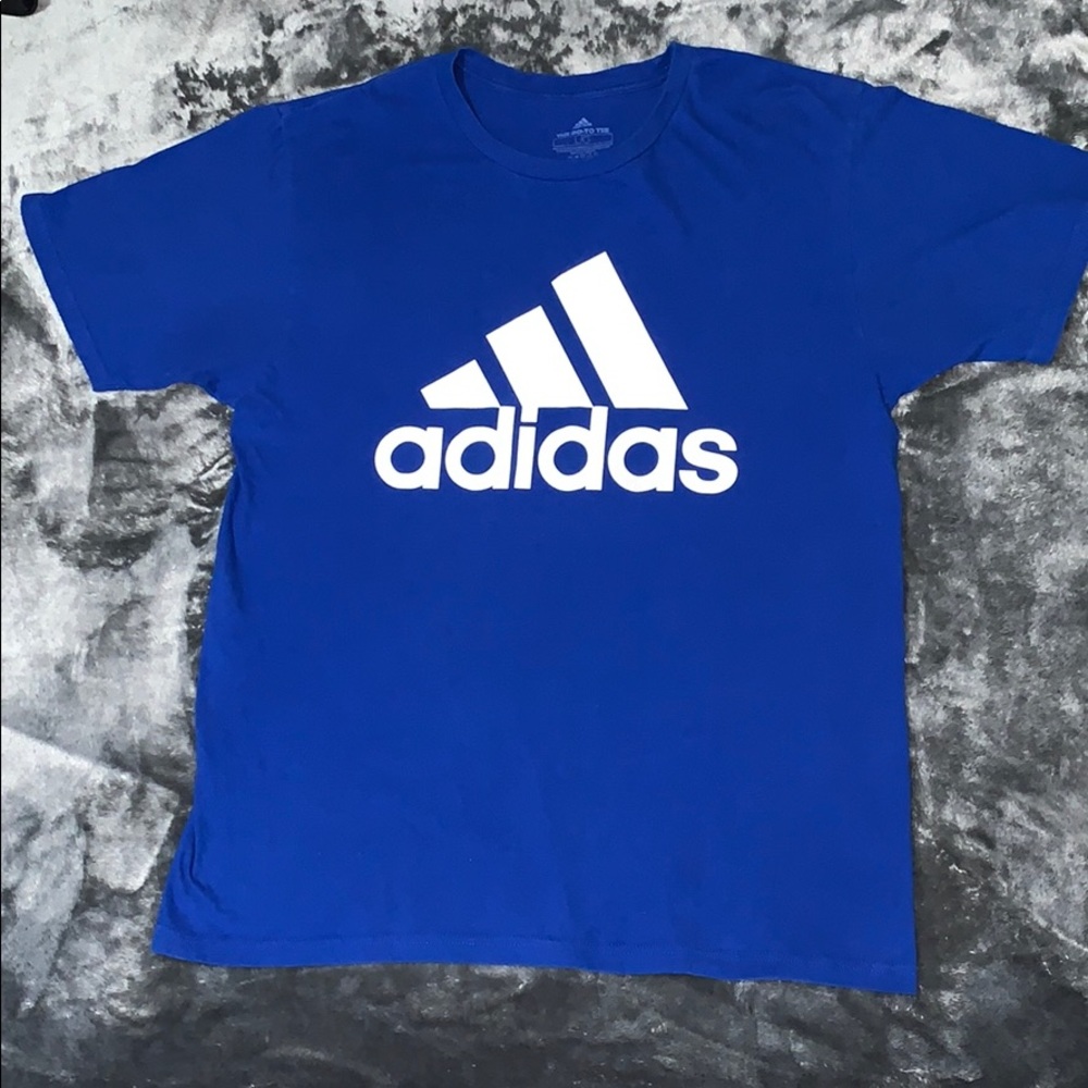 <<Price drop>> Adidas The Go-to Tee!